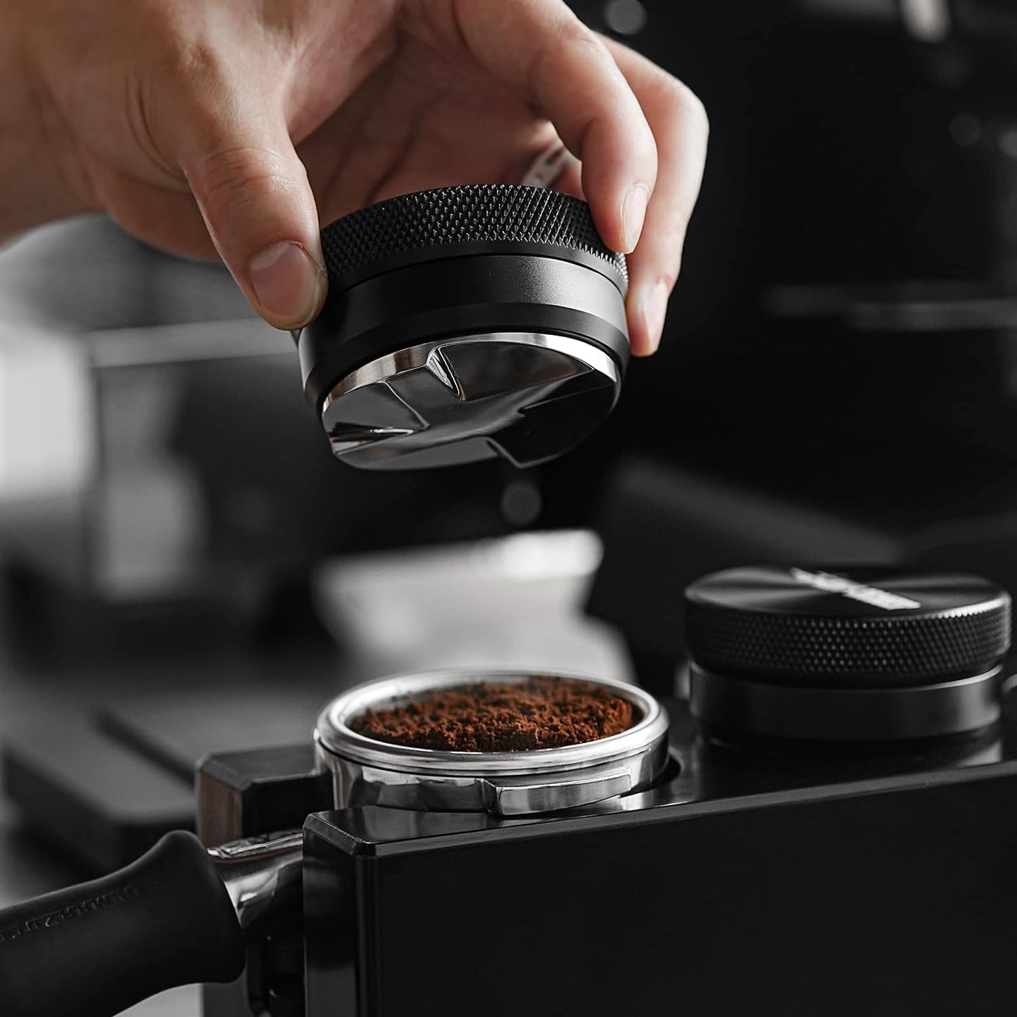 58.35mm Coffee Distribution Barista Tool MHW-3BOMBER Adjustable Height To Fit 58mm Portafilter